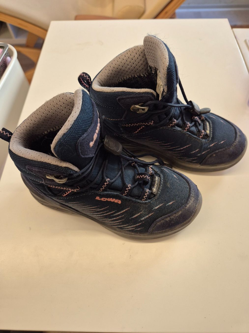 Lowa Scarpe per ragazzi: Lowa Schuhe 27 – Usato da Langnau i. E. venduto da Nana88 1