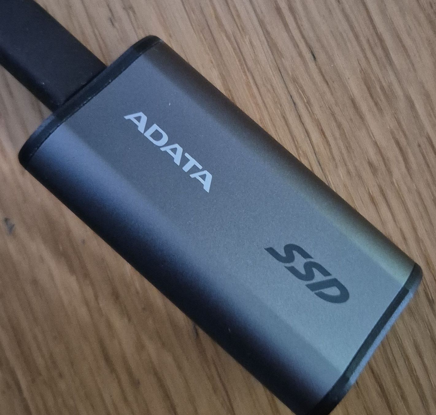Dischi rigidi: Externe ADATA SSD Festplatte, gebraucht 1TB – Usato da Niederweningen venduto da era_s96g
