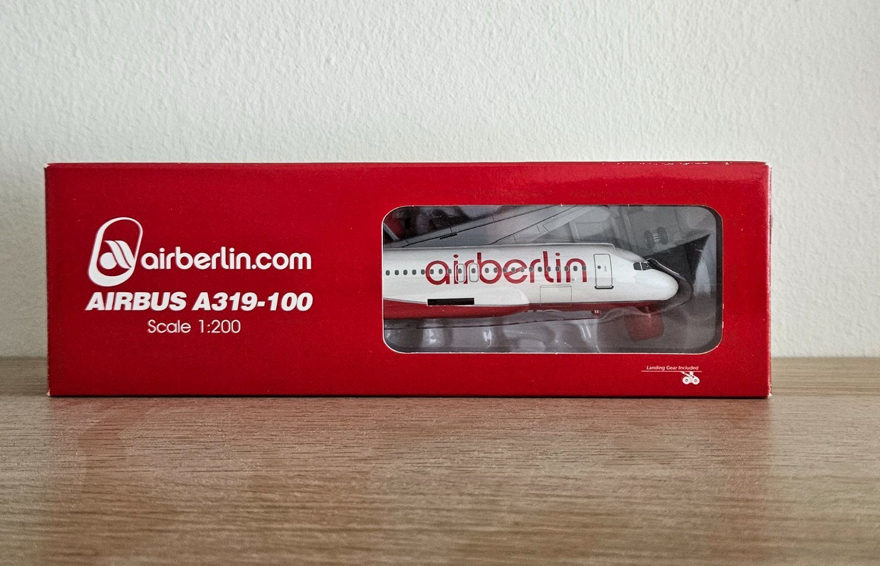 Airbus Modellbausätze & Standmodelle: Limox Wings A319 Air Berlin 1:200 – Gebraucht aus Basel von luk_qv8t 2