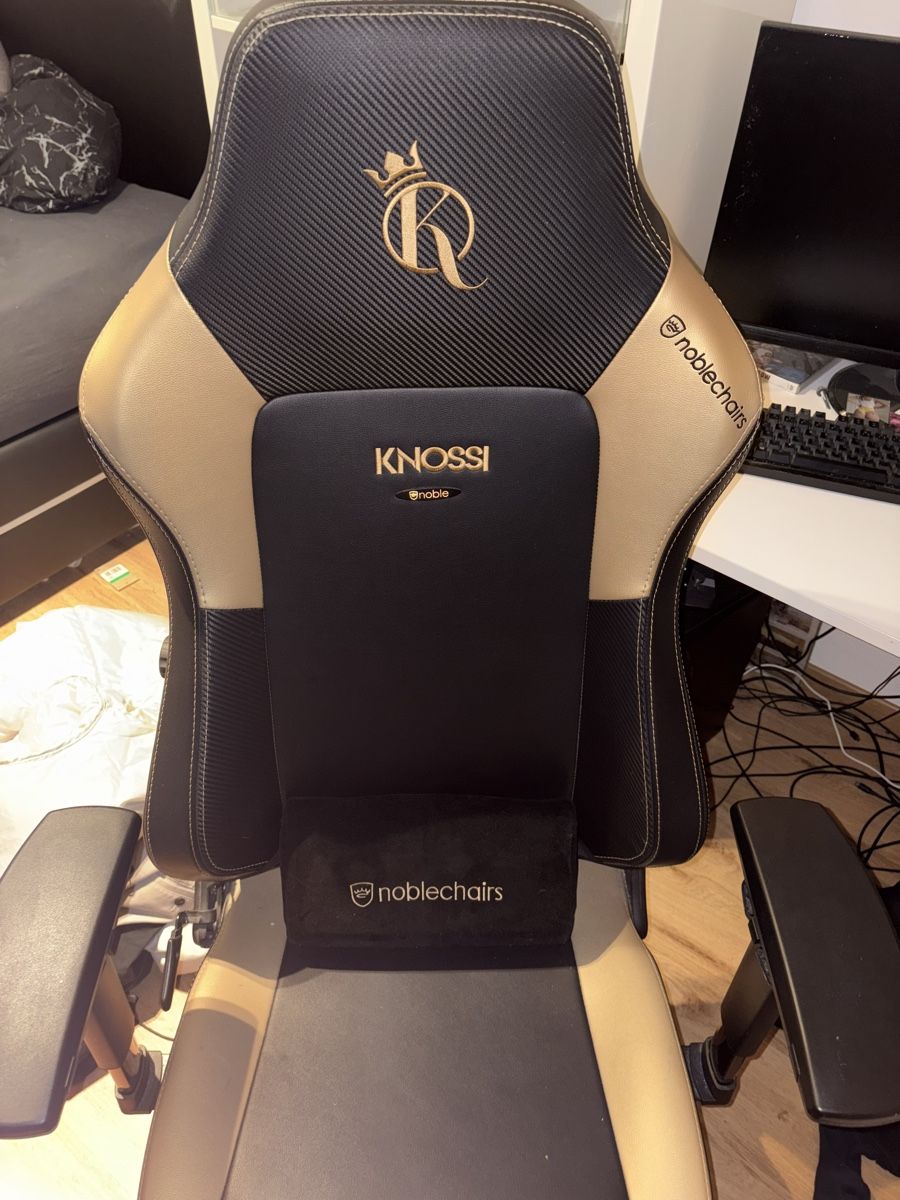 Noblechairs Sedie: Knossi X Noblechair Gaming Stuhl – Nuovo (secondo la descrizione) da Bern venduto da Janis.a