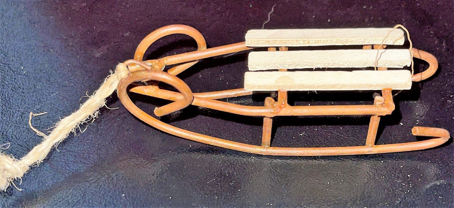 Tutte le decorazioni: Schlitten aus Metall und Holz – Difettoso da Lutzenberg venduto da Truhe