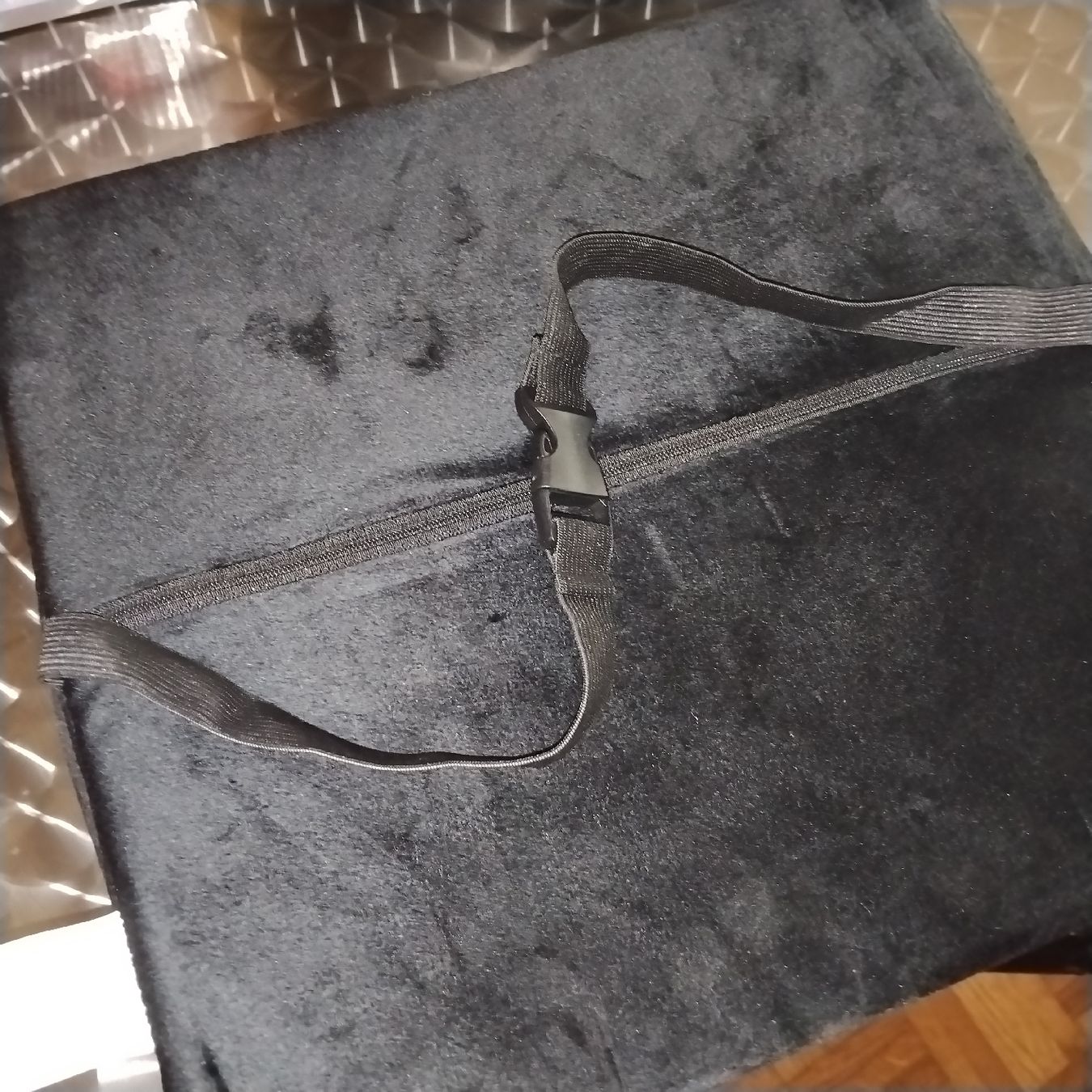 Cuscini: Coussin pour dossier de chaise  – Nuovo (secondo la descrizione) da St-Imier venduto da nounours99 1
