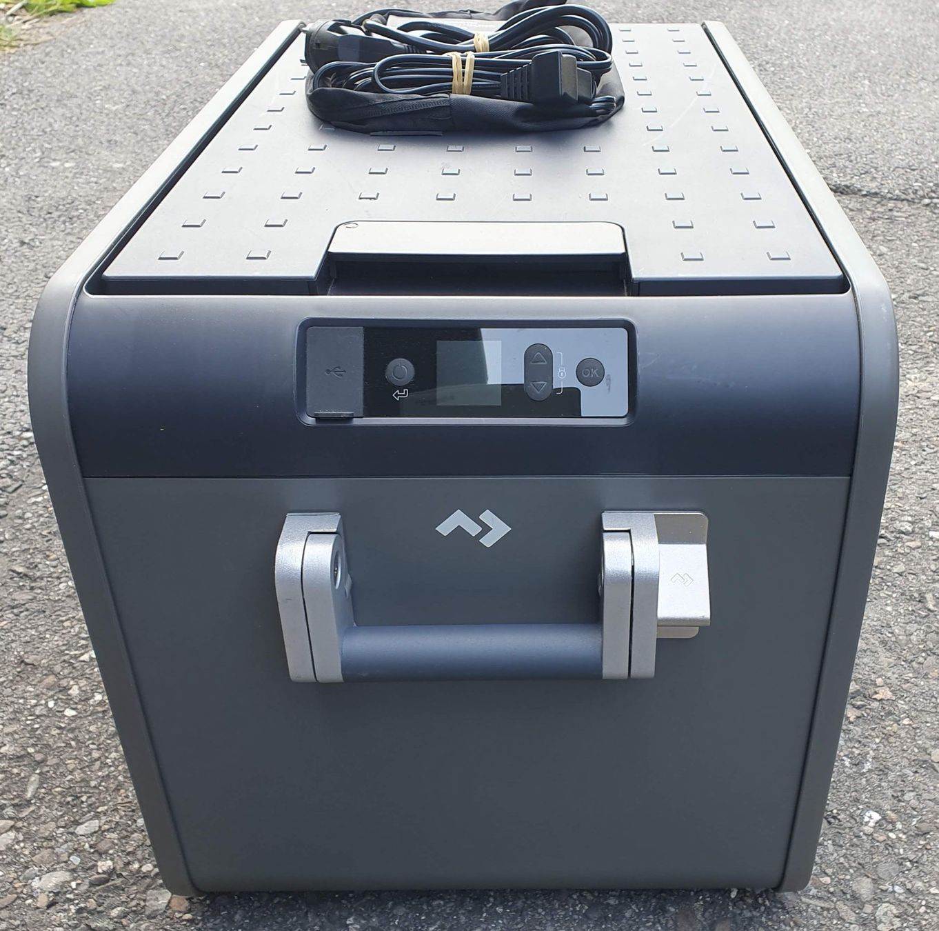 Dometic Réfrigérateurs et refroidissement: Kompressor-Kühlbox CFX5 35 AC/DC, EU Version – D'occasion à Rüschegg Heubach par berner_45 1