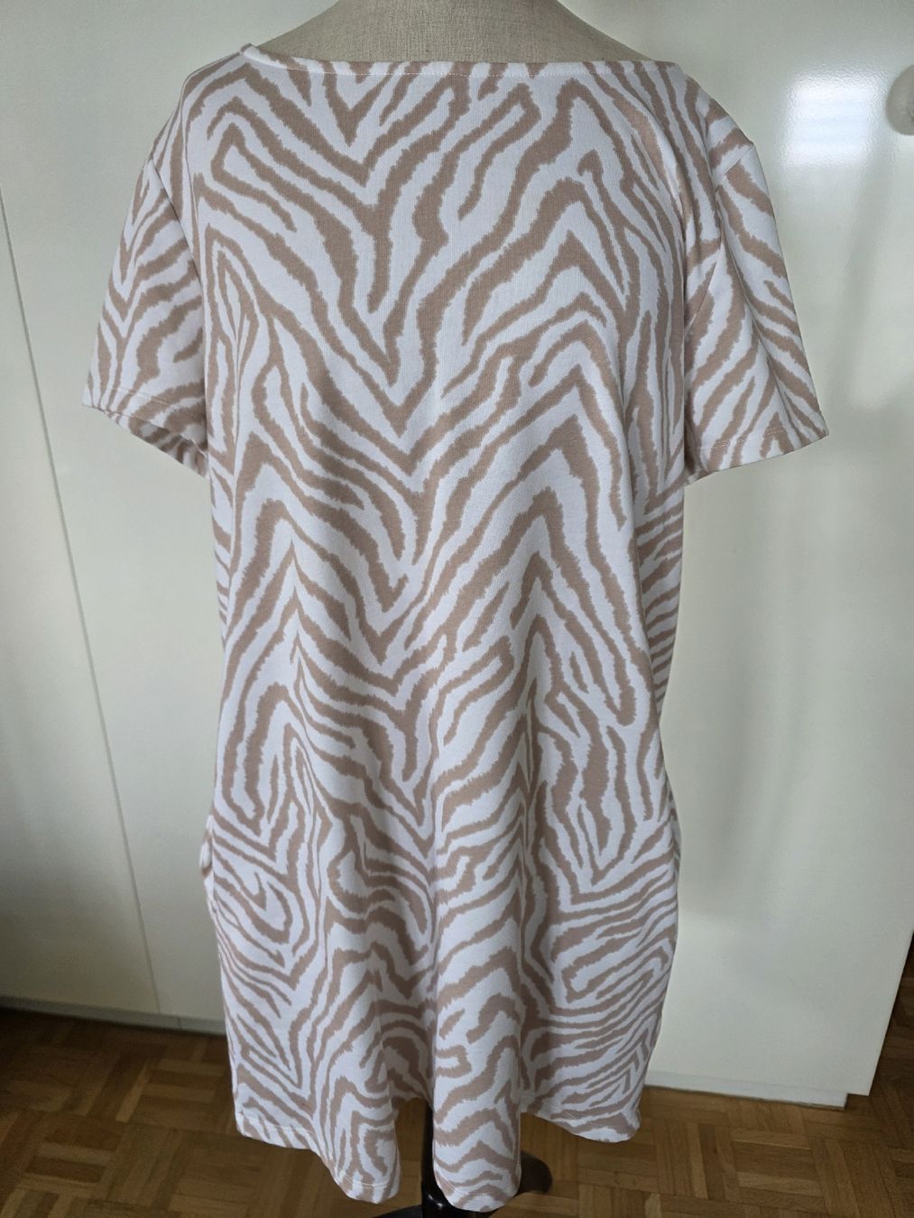 Robes: Kleid – D'occasion à Rüti ZH par car_gl78