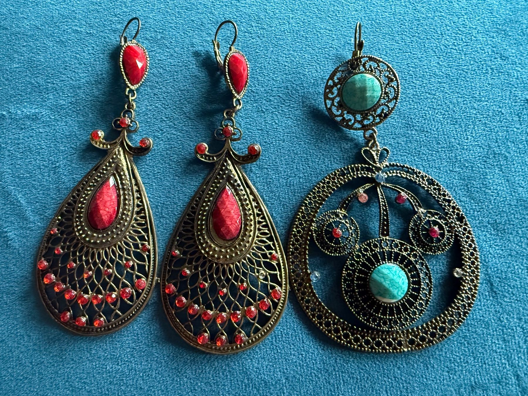 Orecchini pendenti & Orecchini a lobo: Vintage earrings – Usato da Zürich venduto da Yuece