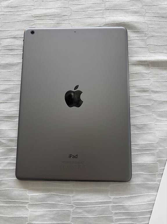 Tablet PC: iPad Air 2014 – Usato da Lyss venduto da smar9452 3