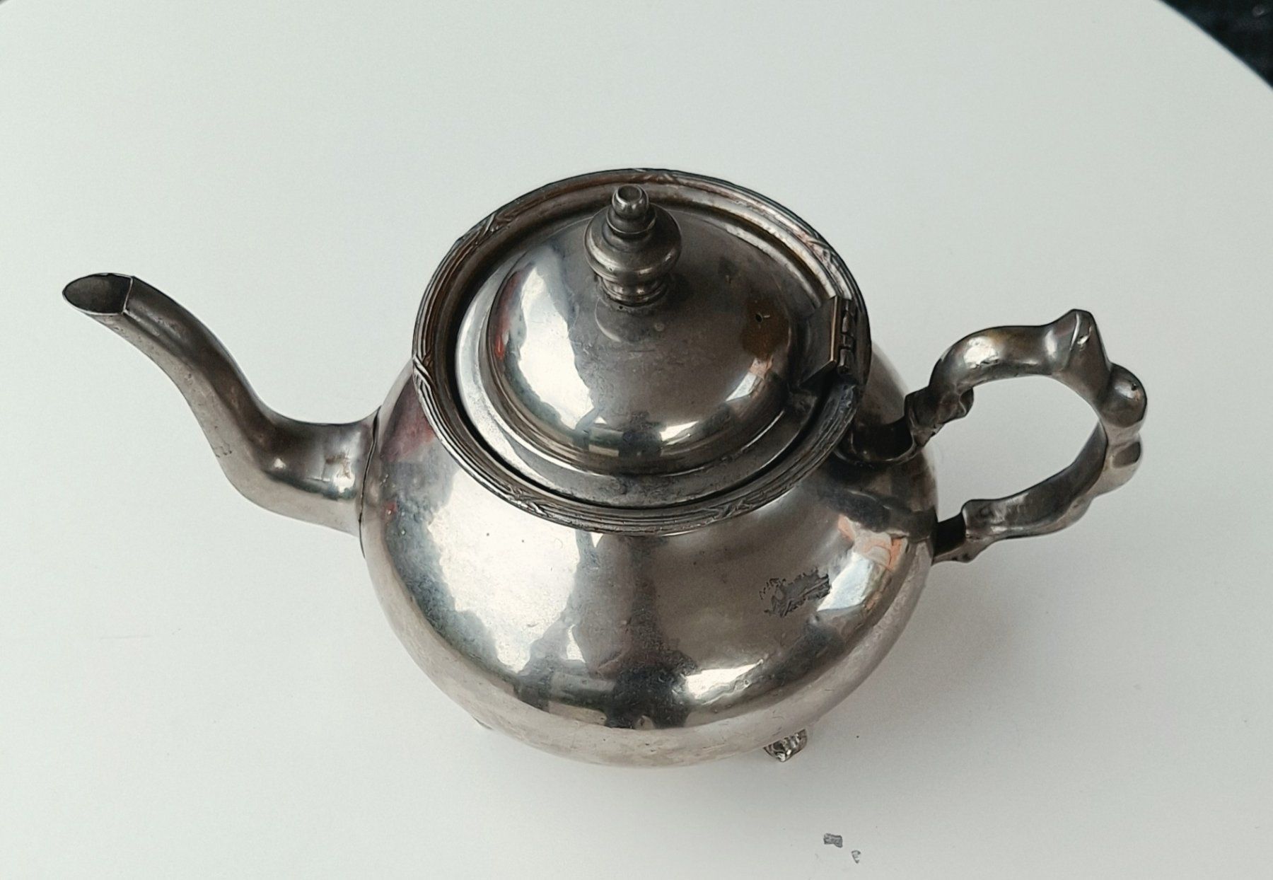 Teiere: Théière ancienne argentée style marocain décoration. – Usato da Rickenbach b. Wil venduto da joeletaxi1954 1