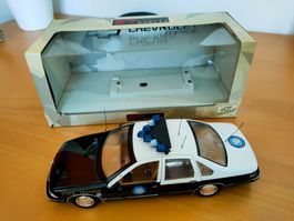 Modellauto Chevrolet Caprice Florida Highway Patrol , 1/18