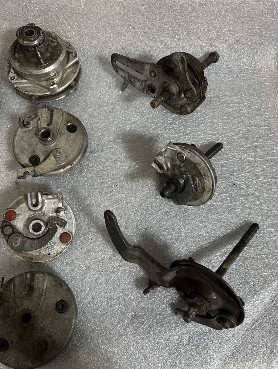Puch Ciclomotori: Puch Maxi Bremsankerplatte / Bremsschild Konvolut – Difettoso da Amriswil venduto da es_sell 3