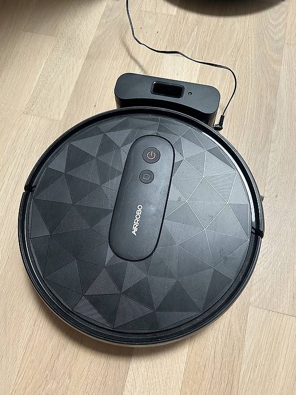 Aspirateurs & Accessoires: AIRROBO P20 Saugroboter – D'occasion à Köniz par Ruffkiid