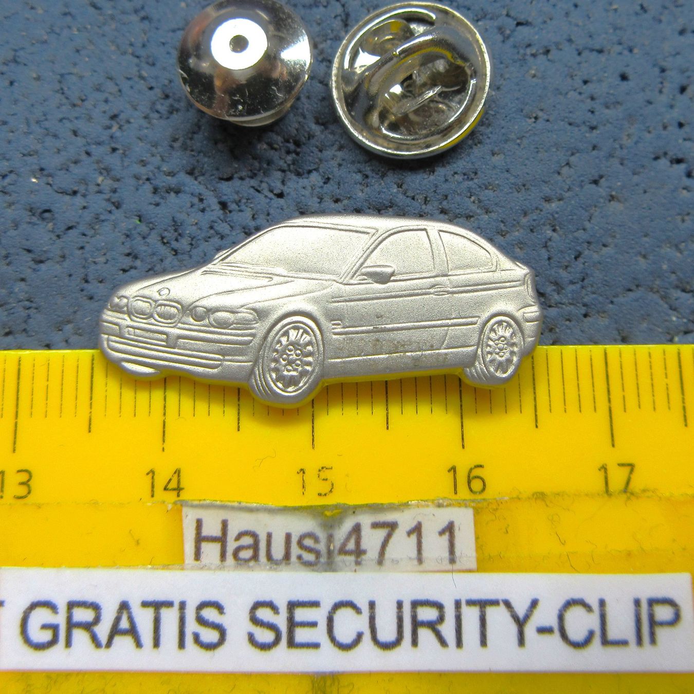 BMW Placchette & Badge: BMW AUTO PIN SILBRIG GEPRÄGT – Usato da Ettingen venduto da Hausi4711