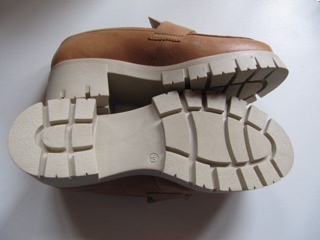 Dosenbach Damenschuhe: Loafer Gr. 39, 5 th Avenue beige – Neu und originalverpackt aus Wenslingen von kasjupeia 2