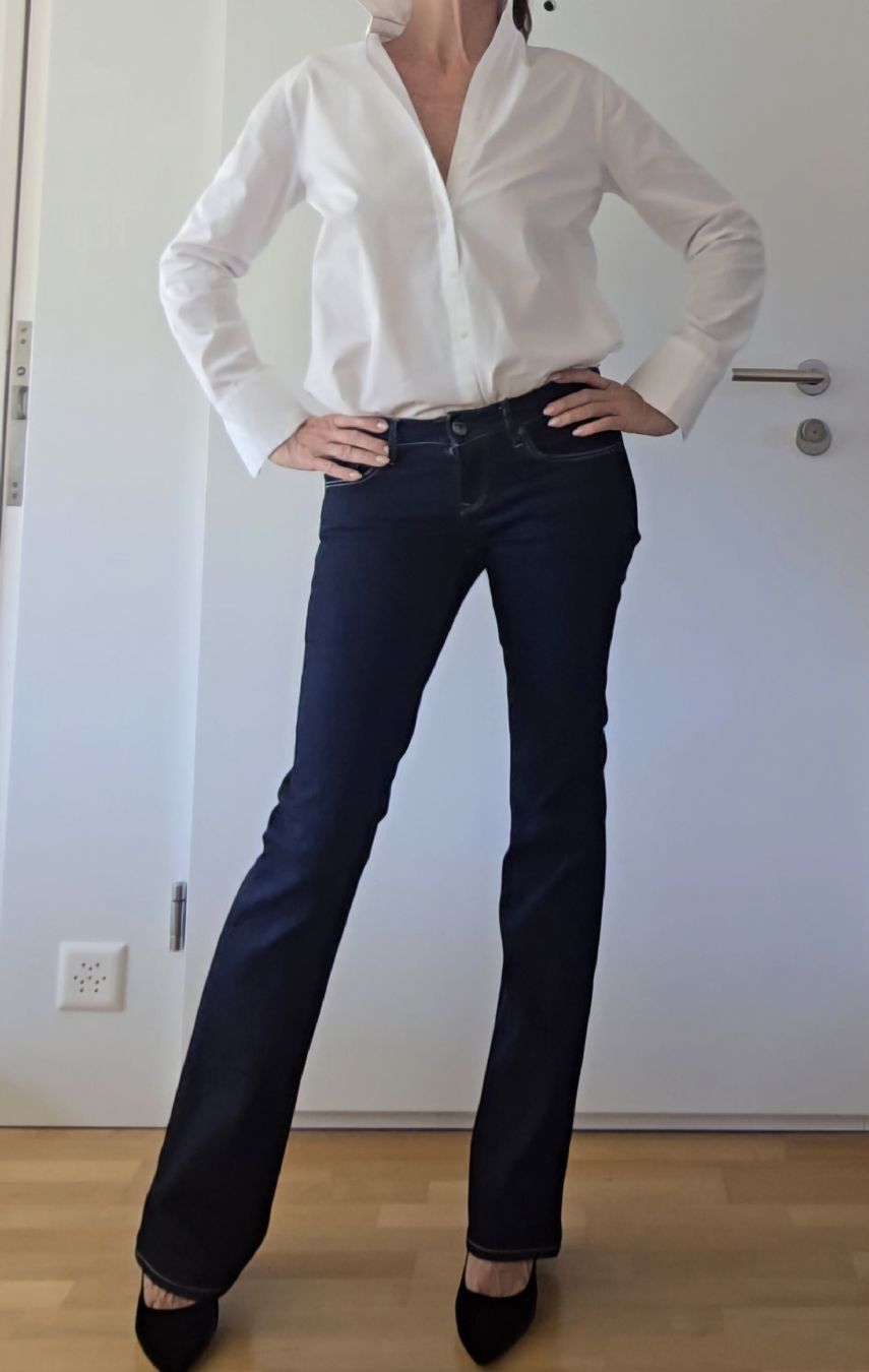 Sandro Lotti di vestiti: Set: Maje Blazer, Sandro Pullover, M.Dutti Hemd, GStar Jeans – Usato da Zollikon venduto da C.fromParis 5