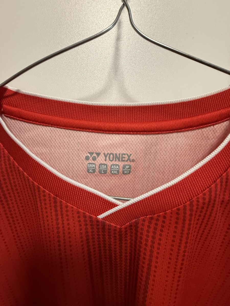Yonex T-shirts: T-Shirt Yonex Badminton – Neuf (Voir description) à Troinex par Gianni1895 1