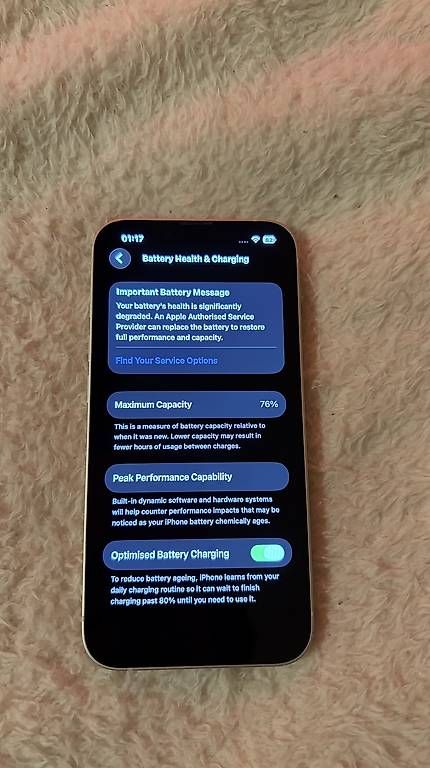 Telefoni cellulari / Smartphones: iPhone 13 – Usato da Gossau ZH venduto da ninaardovino_21 4