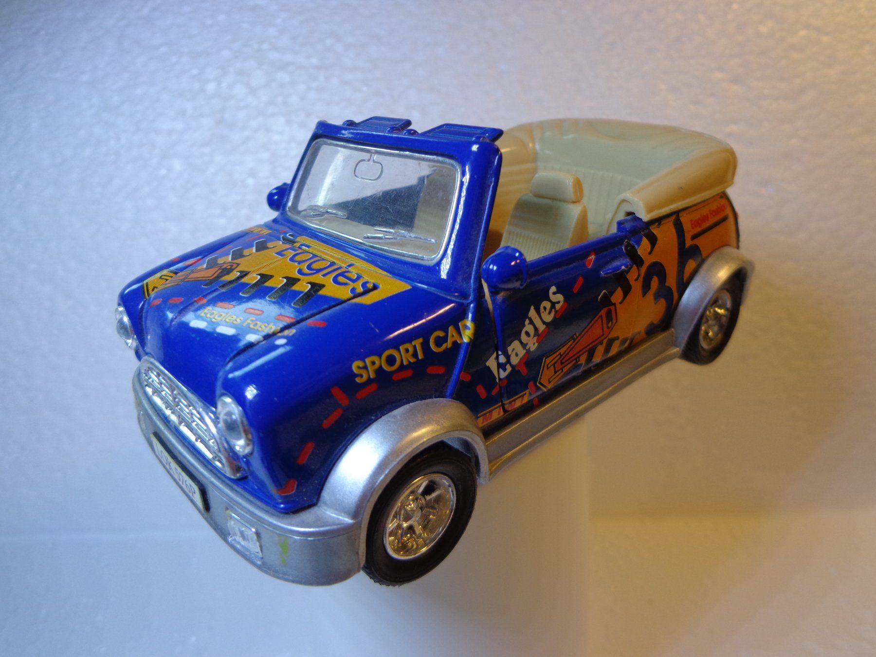 Modellini d'auto: Mini Modelle, Modellautos 10 Stück – Usato da Hinterkappelen venduto da Roku5 1