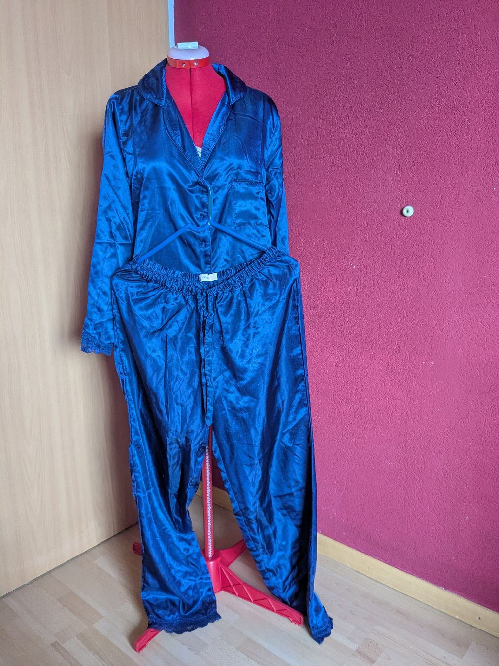 Negligees & Pigiami: pyjama – Nuovo e nell'imballaggio originale da Vionnaz venduto da MarinaMGB 1