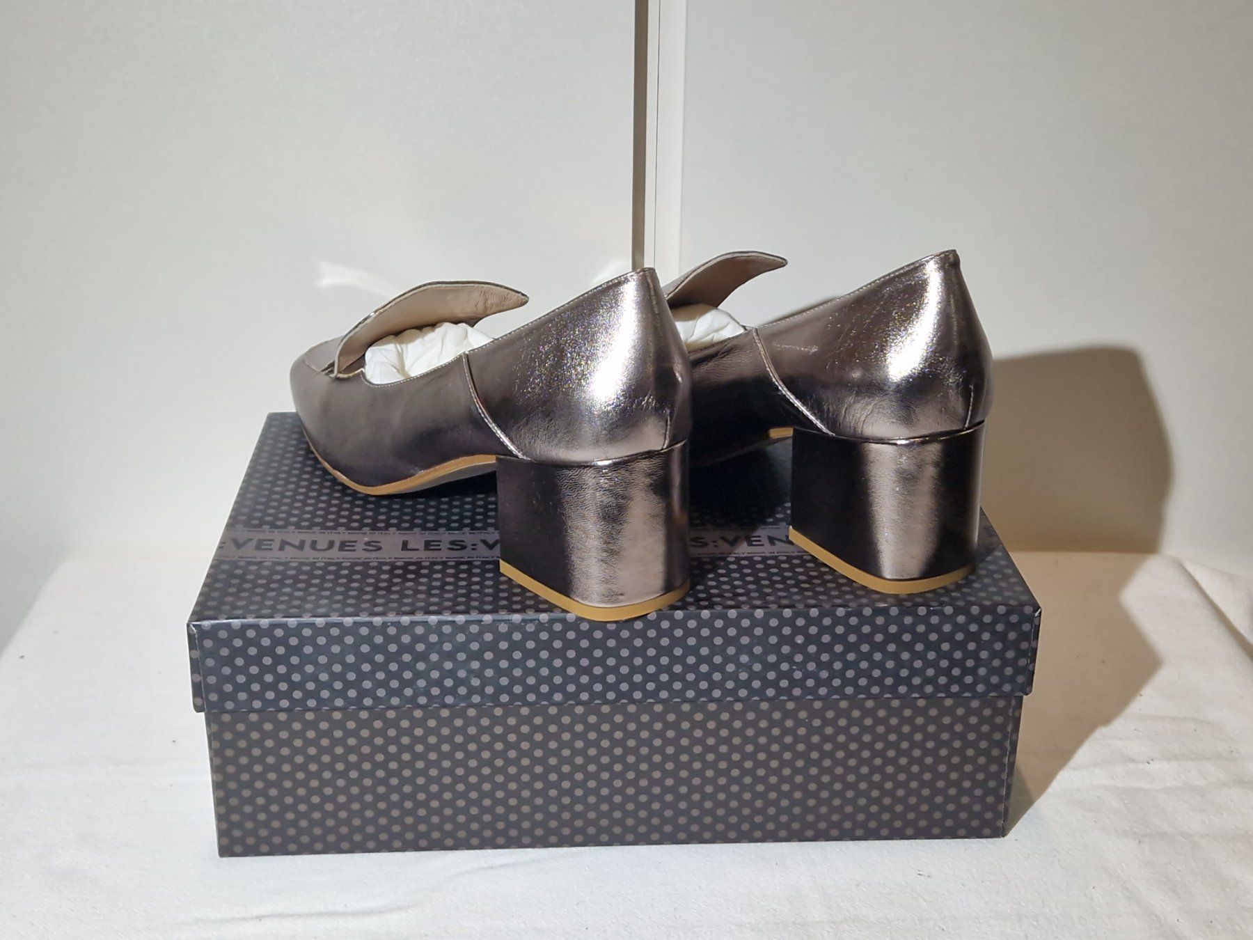 Scarpe da donna: Damenschuhe LES:VENUES, Grösse 39 – Usato da Cham venduto da Dave63 1