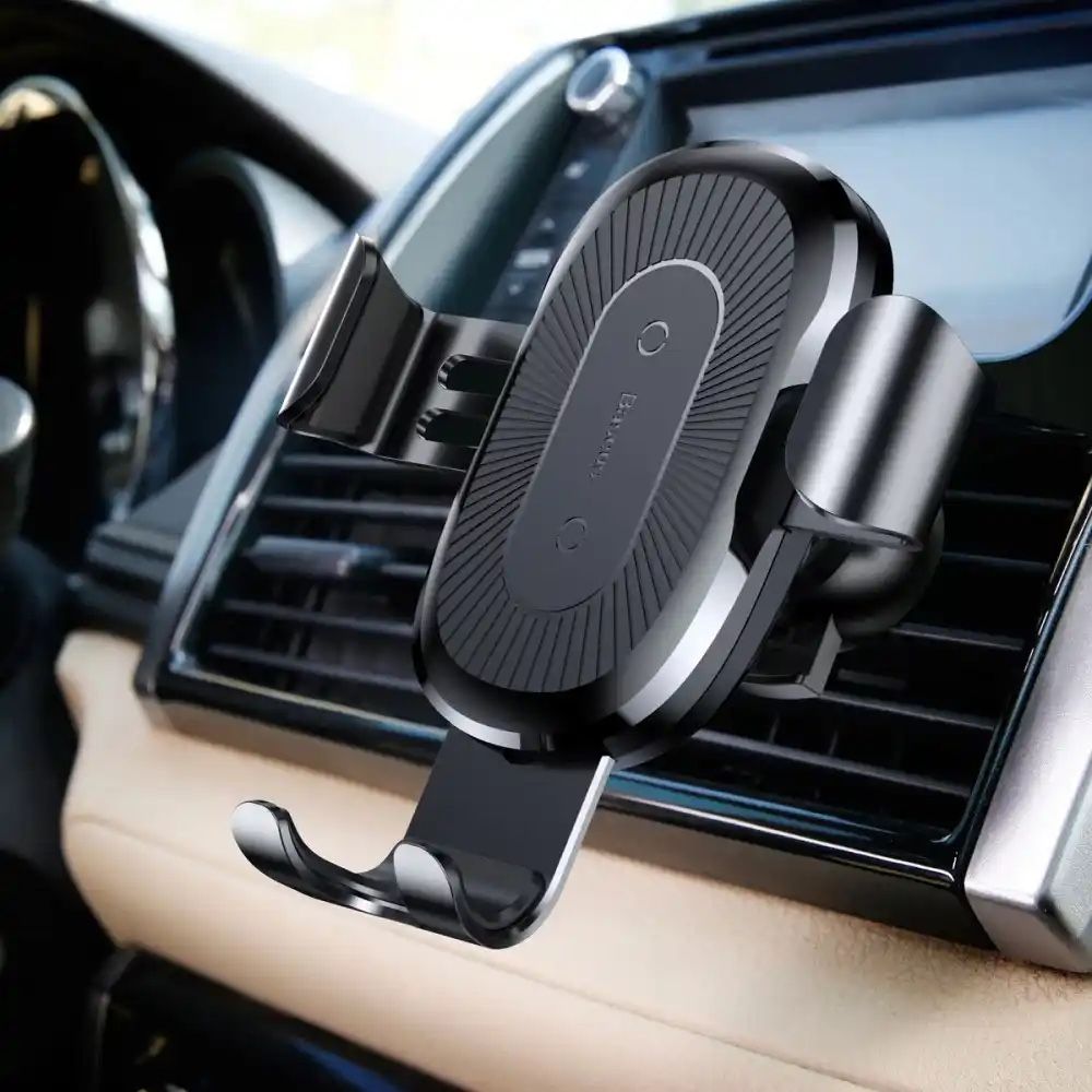Baseus Batterie-Ladegeräte: Baseus car phone holder with USB cable – Gebraucht aus Bex von roopa.gorla 1