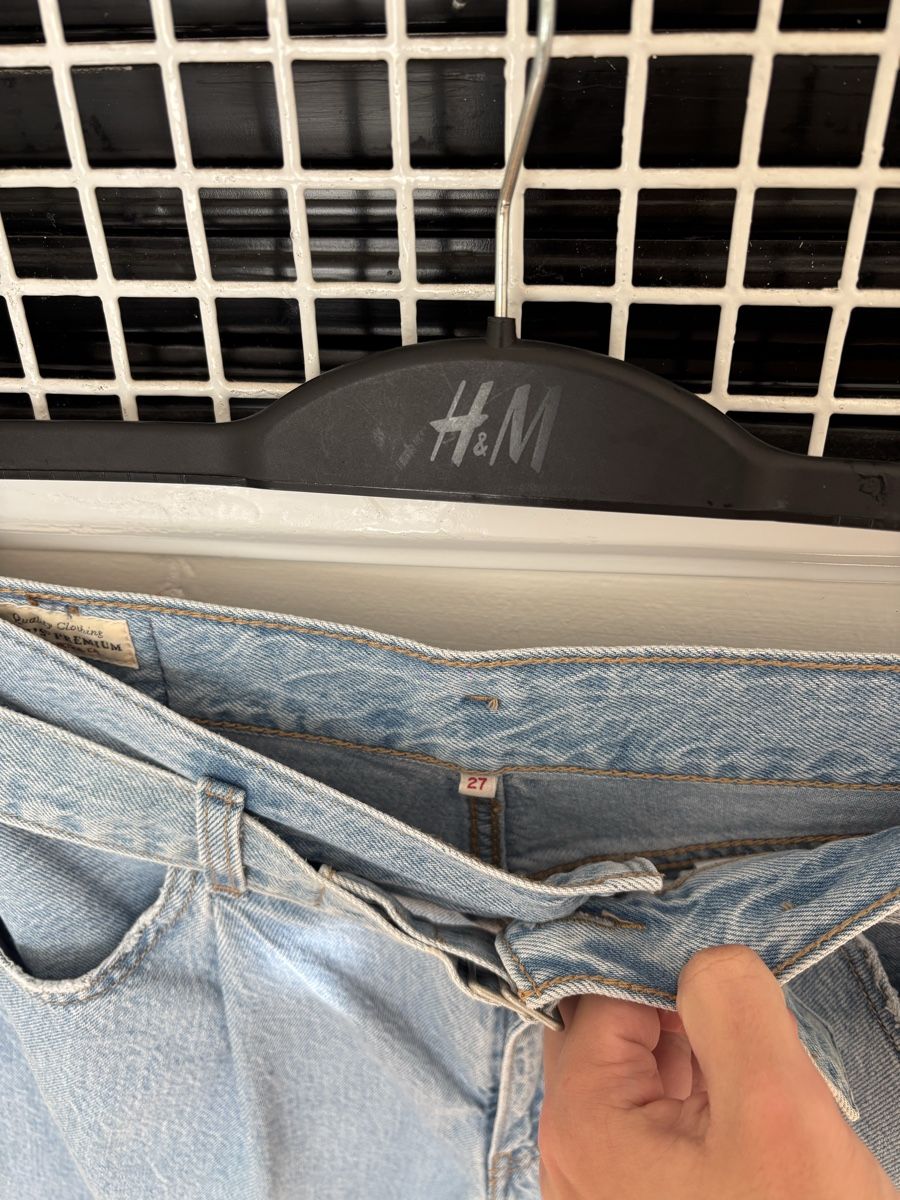 Levi's Jeans: Levis Damen Jeanshose mit Gürtel, hellblau – Nuovo (secondo la descrizione) da Zug venduto da alex___4 2