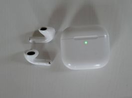 Apple Airpods 4 Bluetooth Kopfhörer, 4. Generation