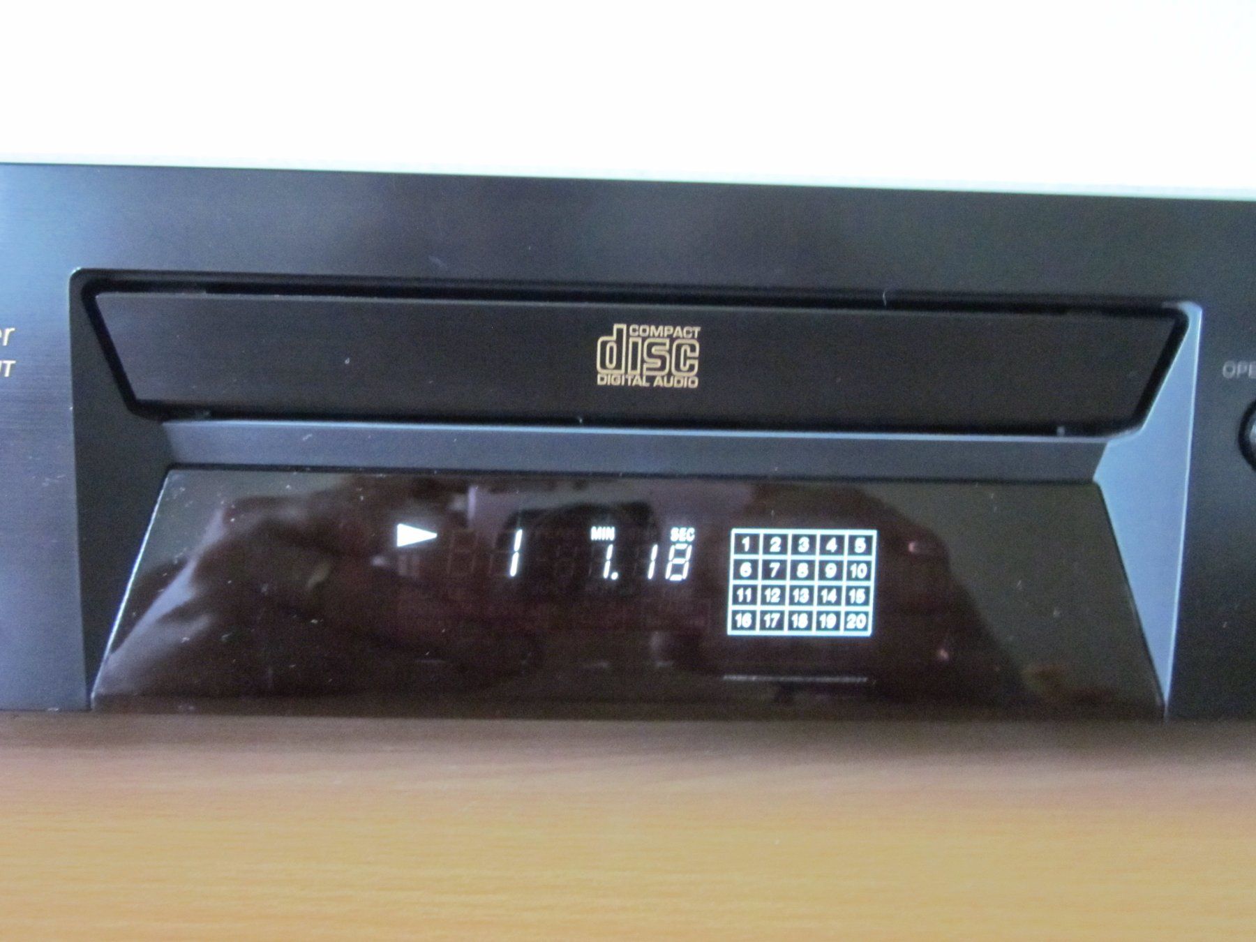 Sony Lettore multimediale & Streamer: Sony CDP-XE270 (Lecteur de CD) – Usato da Epalinges venduto da Batis82 2