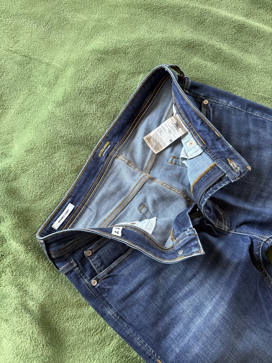 Jeans: Hose 34 30 – Gebraucht aus Diepoldsau von rra_cy9l
