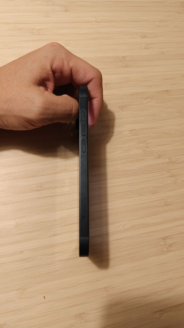Apple Telefoni cellulari / Smartphones: iPhone 13 128Gb Midnight – Usato da Nyon venduto da Mumucelo 4