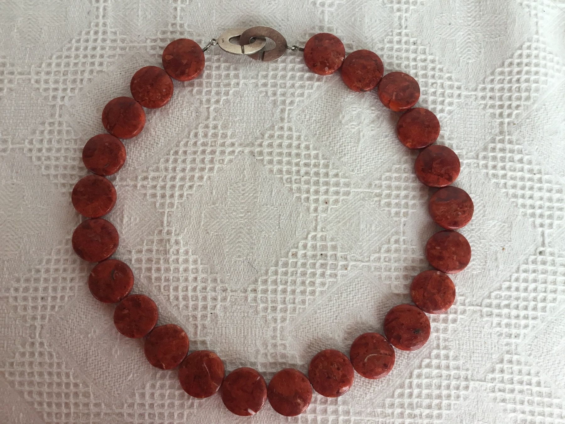 Catenine: Korallenkette mit Silberverschluss – Usato da St. Gallen venduto da chamilla