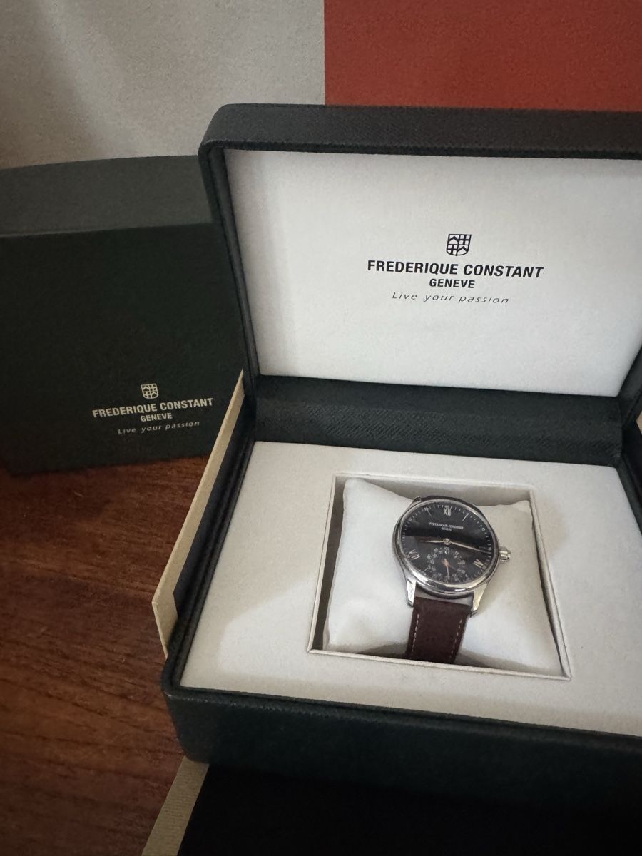 Frederique Constant Orologi: Frederique Constant Horological Smartwatch – Usato da Vésenaz venduto da Angela.C3 1