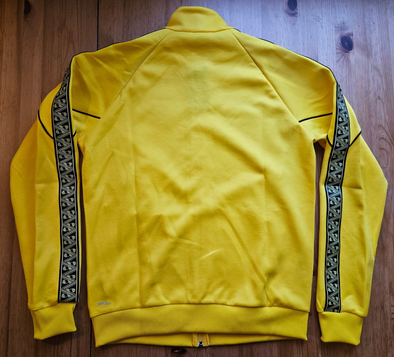 Puma Leibchen & Hosen: Borussia Dortmund Jacke NEU Puma Grösse M BVB – Neu (gemäss Beschreibung) aus Hägglingen von United-Village-Trade 6