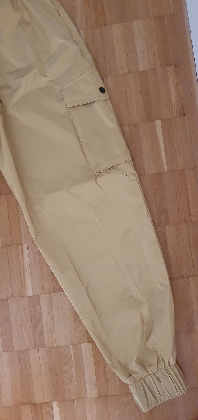 Pantaloni: Zumba Runway Cargo Track Pants – Nuovo e nell'imballaggio originale da Wettingen venduto da meriuma 3