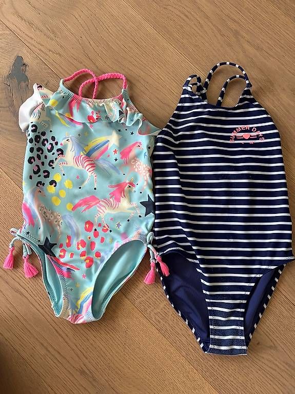 Badekleider & Bikinis: Badeanzüge 2-3 Jahre – Gebraucht aus Zug von van_ymd7