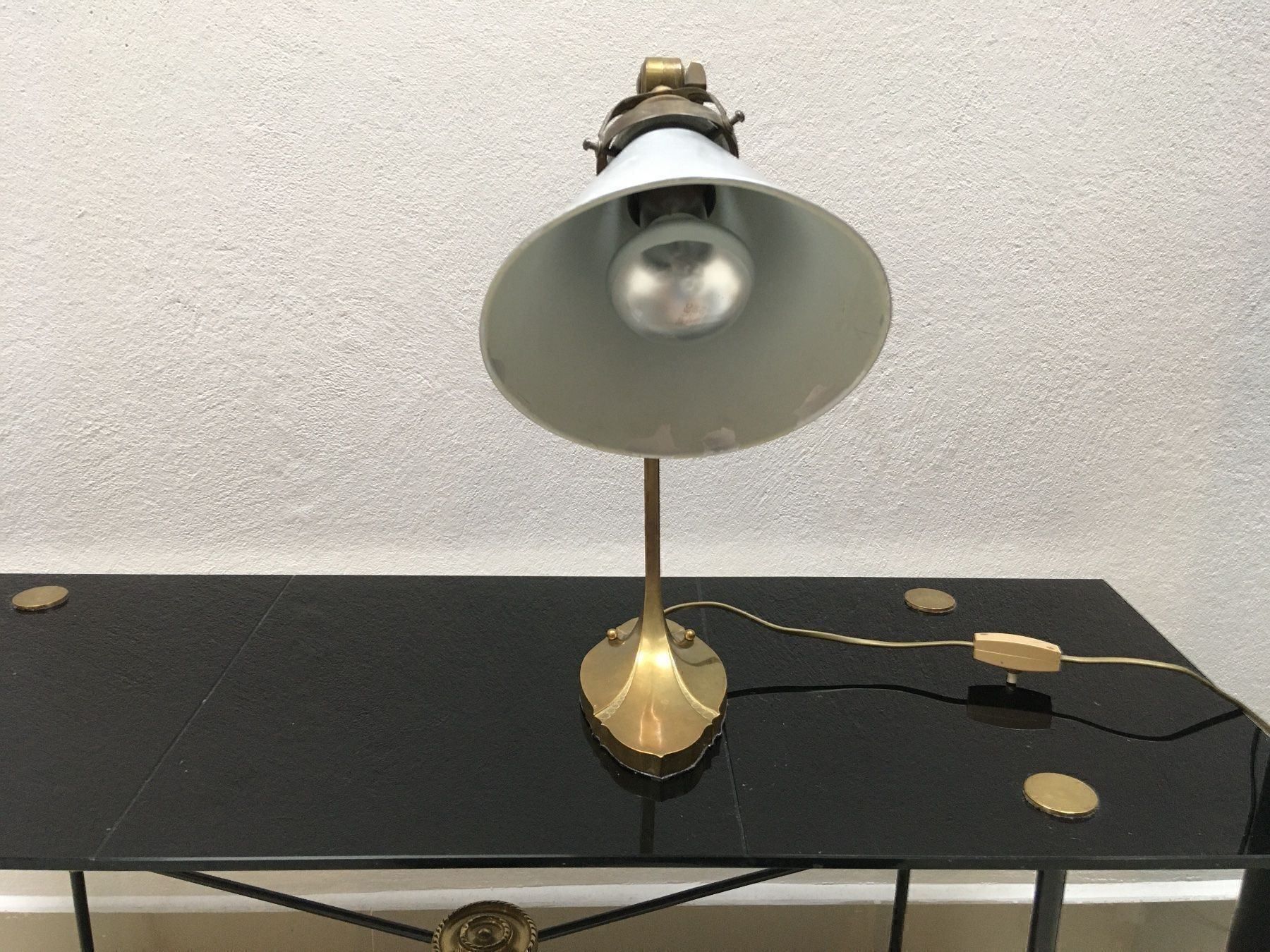 Lampade: Lampe de table des années 50 – Usato da Vernier venduto da Leandro055 1
