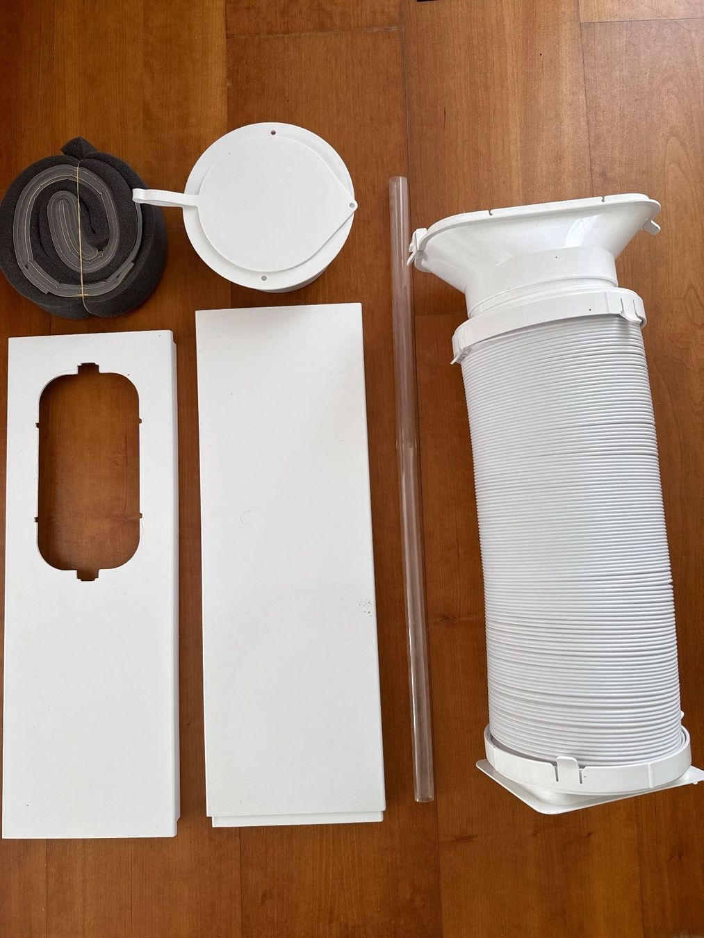 Condizionatori: Mobile Klimaanlage Comfee mit gratis Fensterkit! – Usato da Thalwil venduto da vernasm 3