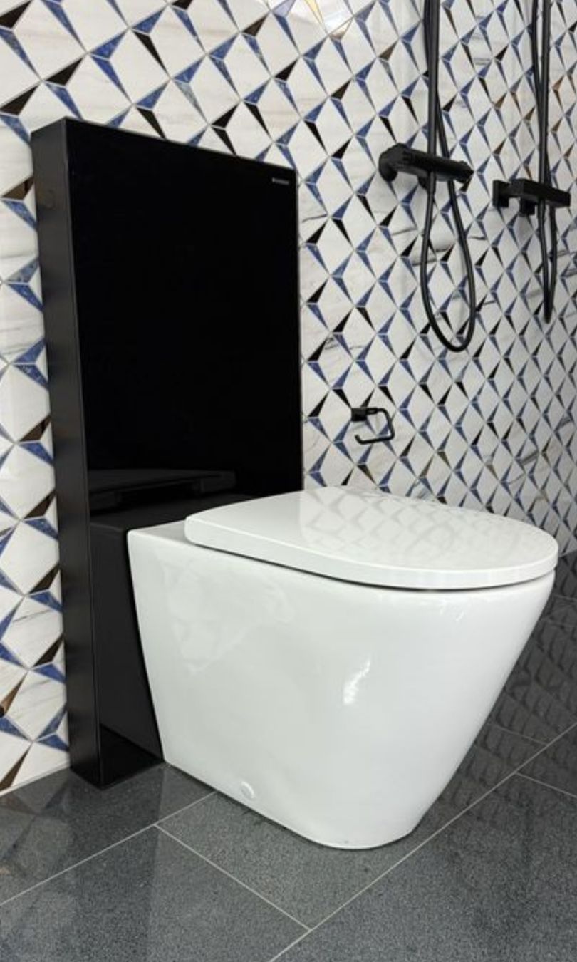 Geberit WC: Geberit Monolith + Stand WC, neuwertig – Nuovo (secondo la descrizione) da Wangs venduto da Cicco0