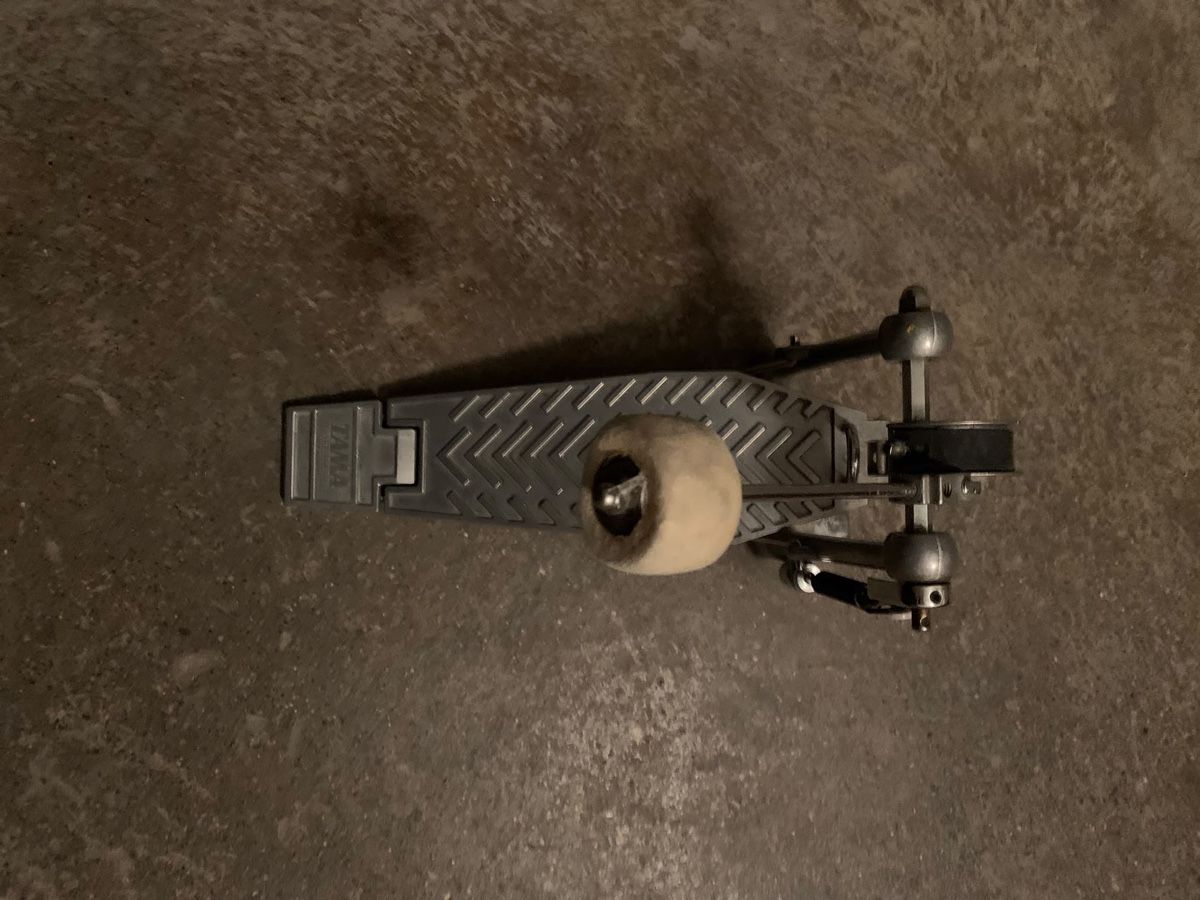 Strumenti musicali: Kick Drum Pedal TAMA – Usato da Zürich venduto da kop_nm9j