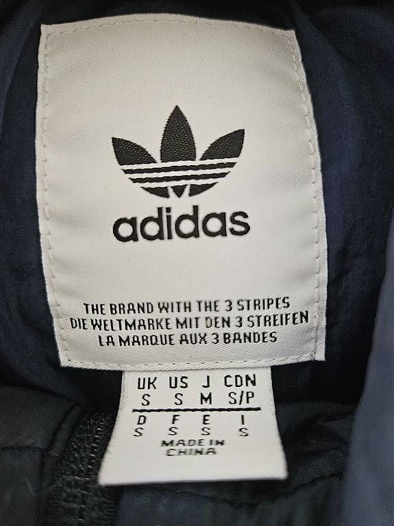 Giacche: Adidas Winterjacke Grösse S – Usato da Neuenegg venduto da aro_6cfh 1