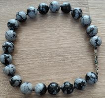 Schicke Obsidiansteinkette