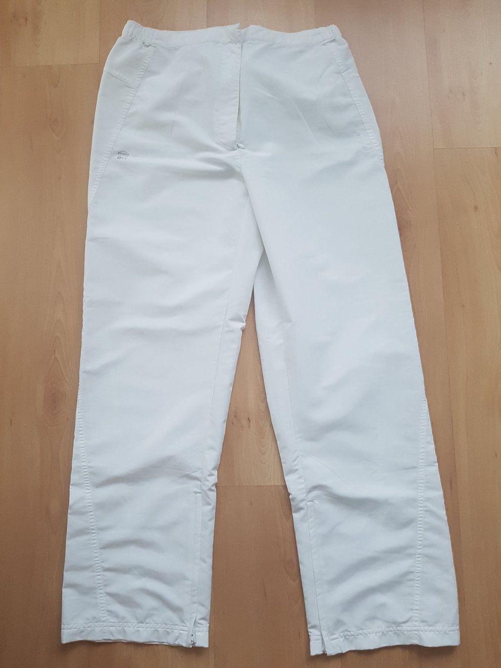 Pantaloni: Sporthose Gr.44 – Nuovo (secondo la descrizione) da Schöfflisdorf venduto da nun_zr8r