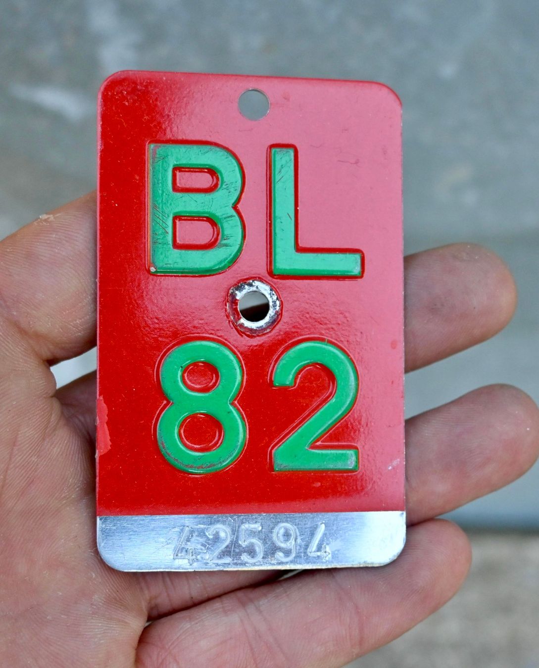 Schilder: Velonummer BL von 1982 - Basel-Land – Gebraucht aus Pfaffhausen von mono_rec