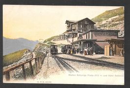 Station Schynige Platte mit Bahn und Hôtel Bellevue
