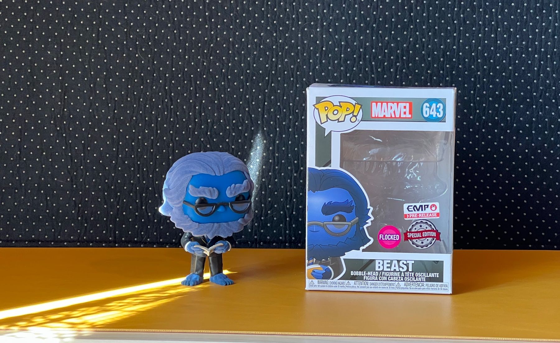 Funko Figuren: Funko Pop MARVEL X-MEN Beast 643 Floquée! – Gebraucht aus Boncourt von pie_fvs9 1
