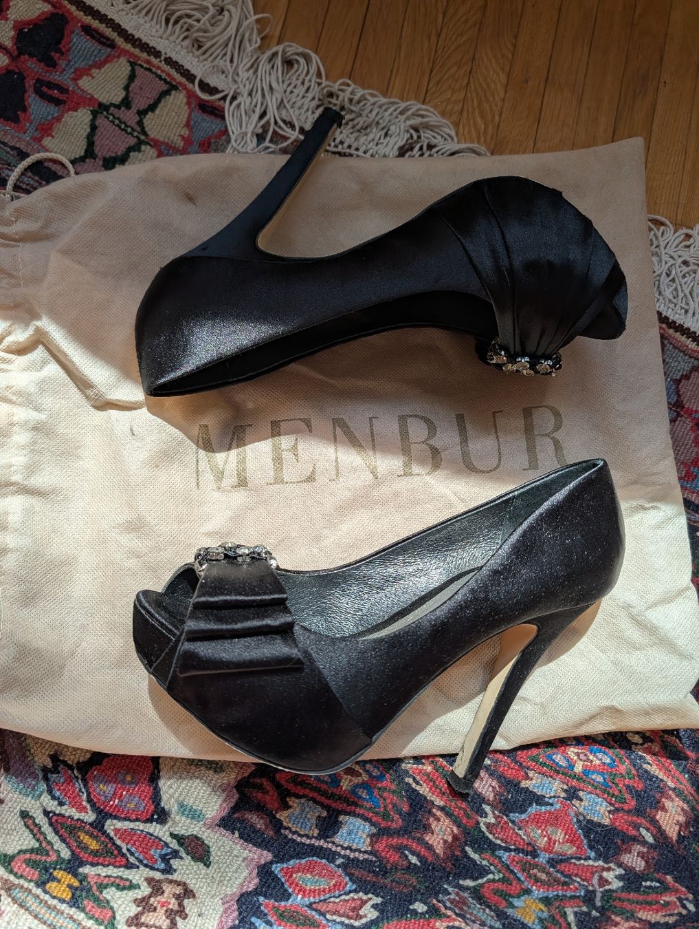 Scarpe da donna: High heels / party shoes Menbur – Nuovo (secondo la descrizione) da Zürich venduto da asg_gr89