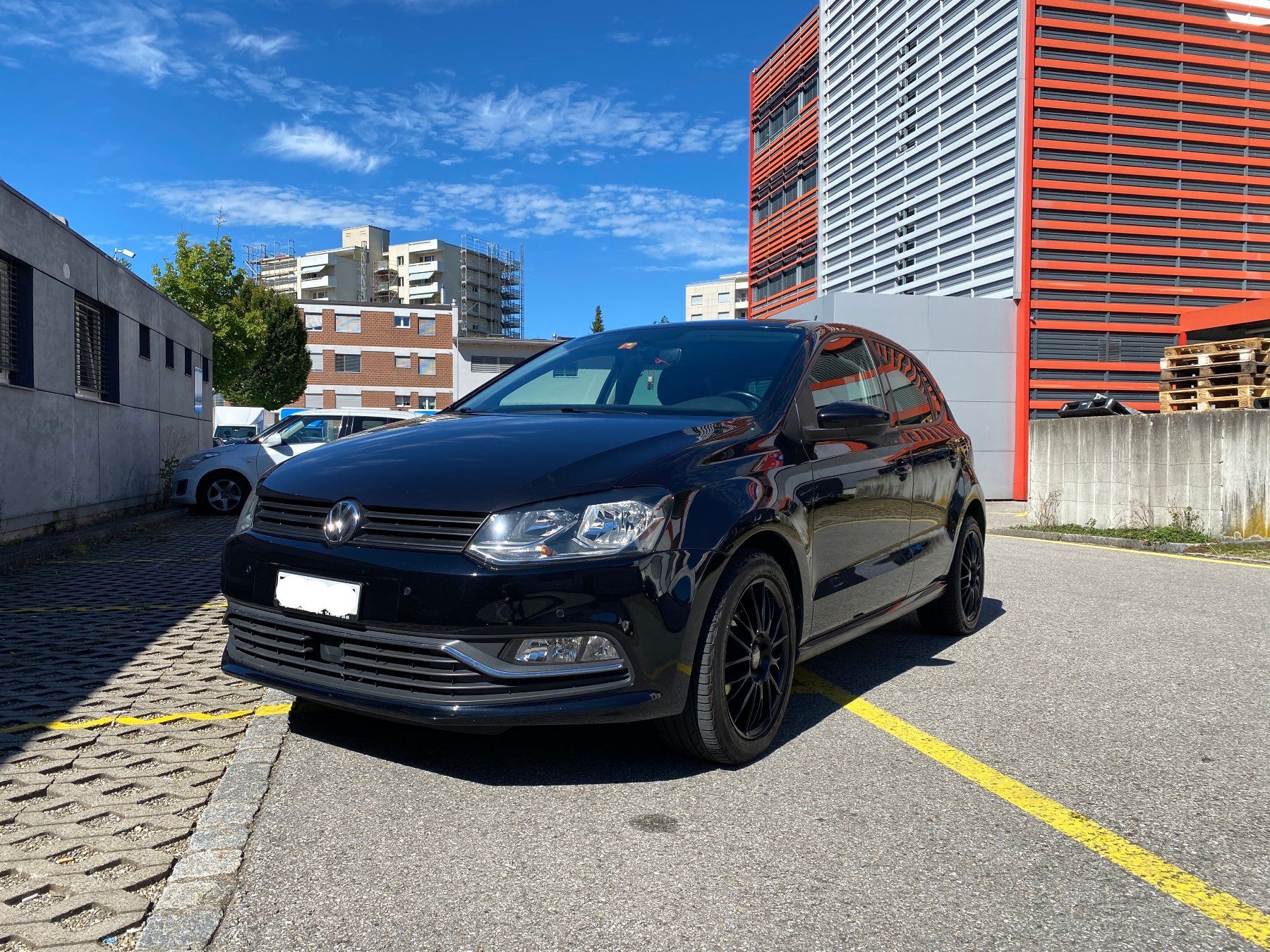 VW Automobili: VW Polo 1.2 TSI BMT - Iv. 01/2015 – Usato da Dübendorf venduto da breitling14