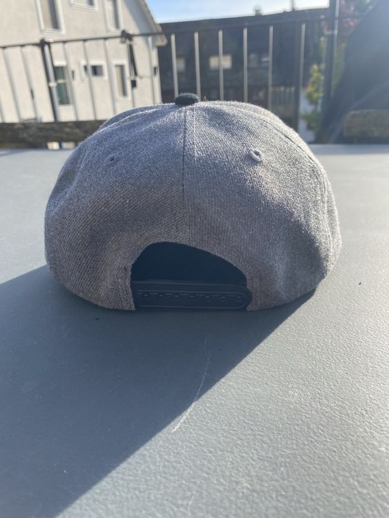 H&M Copricapi, berretti & cappellini: Baseball Cap Batman Flat Cap – Usato da Unterengstringen venduto da Homeseller 1