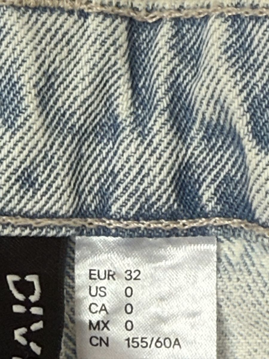 H&M Jeans: Jeans large – Gebraucht aus Monthey von sen_6ckr 4