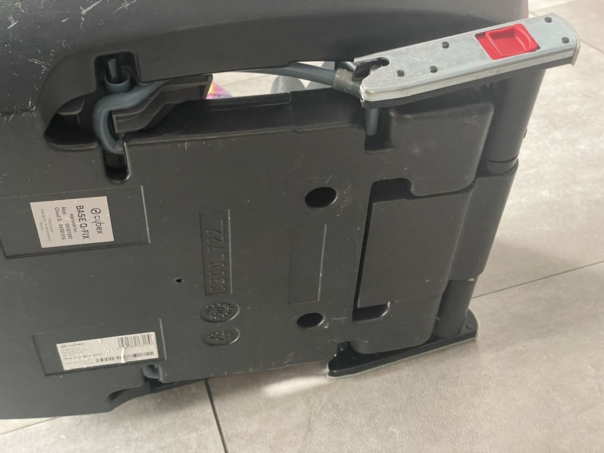 Cybex Seggiolini per auto: Cybex Cloud Q child seat – Usato da Couvet venduto da xinchang.liu 3