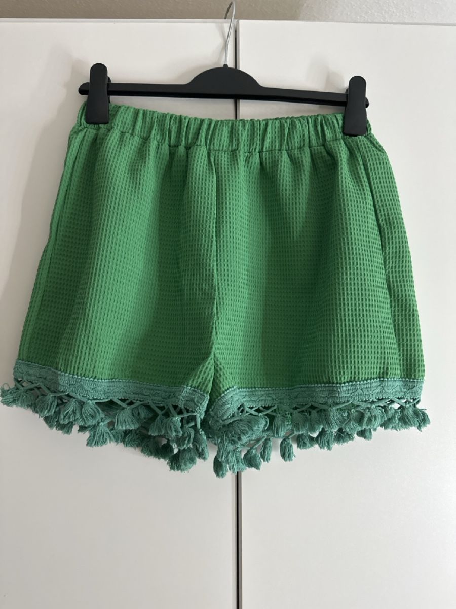 Pantaloni: Shorts – Usato da Winterthur venduto da Can.sel37