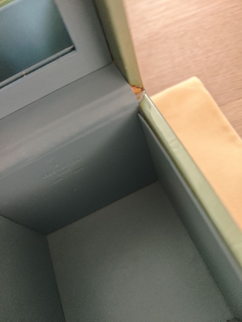 Louis Vuitton Borse da donna: LOUIS VUITTON by MARC JACOBS  Bleecker Box 1998 – Usato da Erlenbach ZH venduto da nlh 6